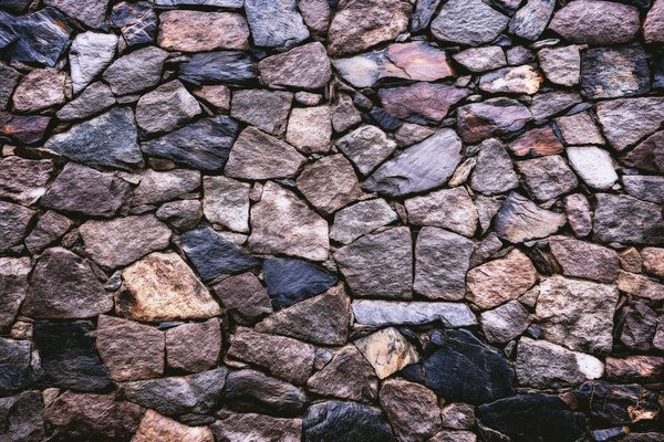 Pourquoi choisir le grès naturel pour un intérieur sain et moderne
